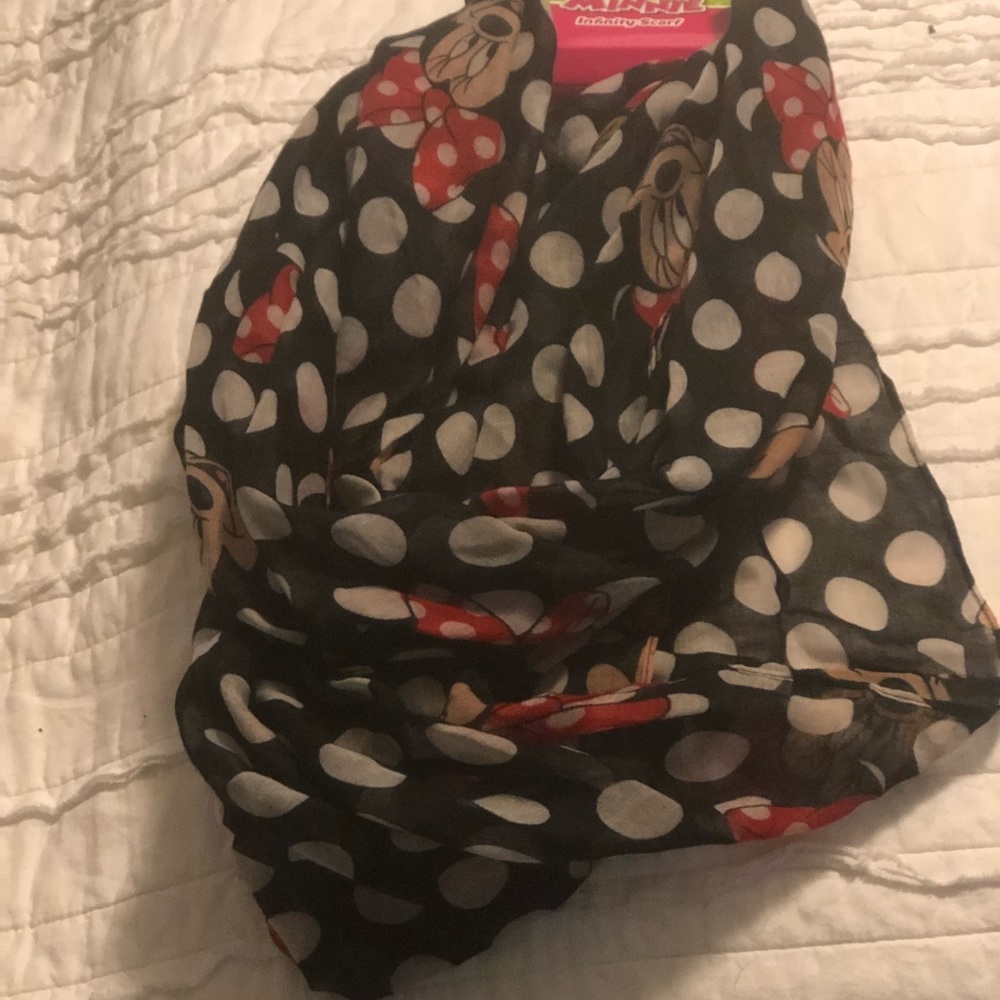 Minnie Infinity Scarf